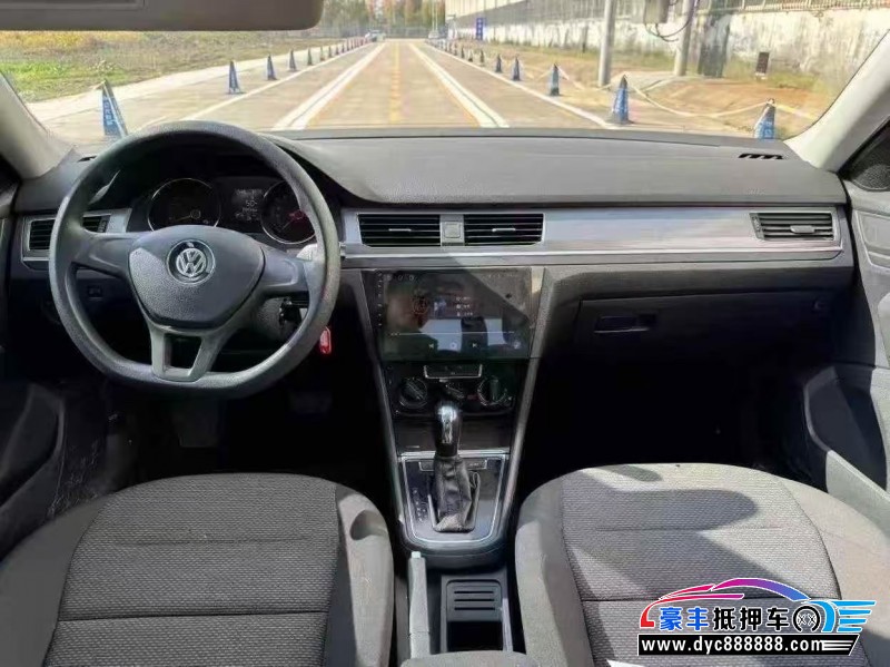 22年大众宝来轿车抵押车出售