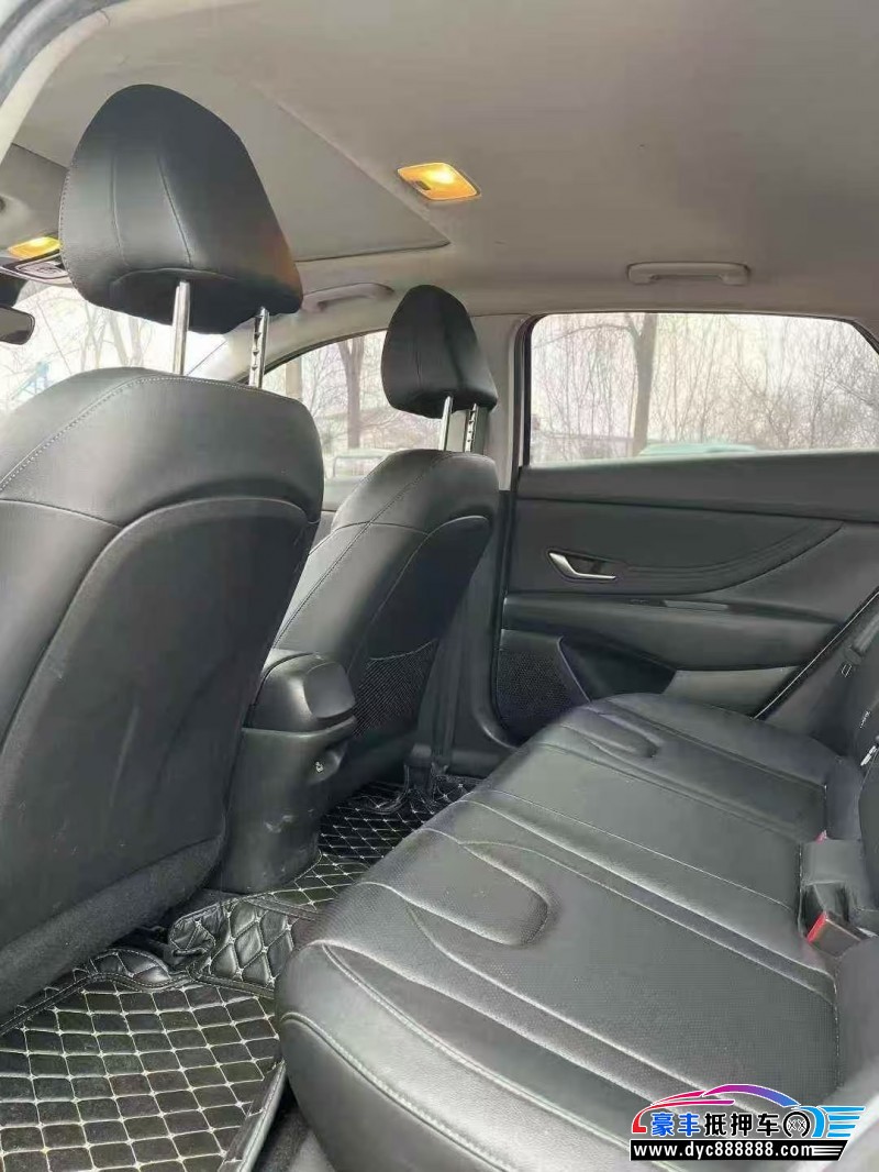 21年现代伊兰特轿车抵押车出售