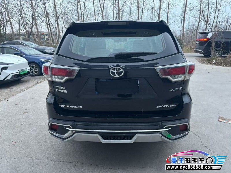 17年丰田汉兰达轿车抵押车出售