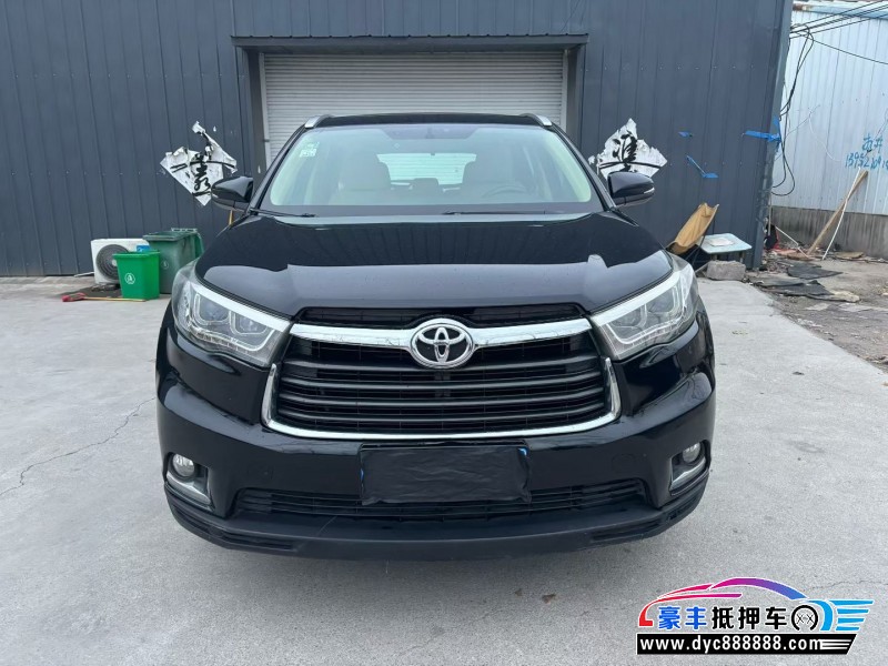 17年丰田汉兰达轿车抵押车出售