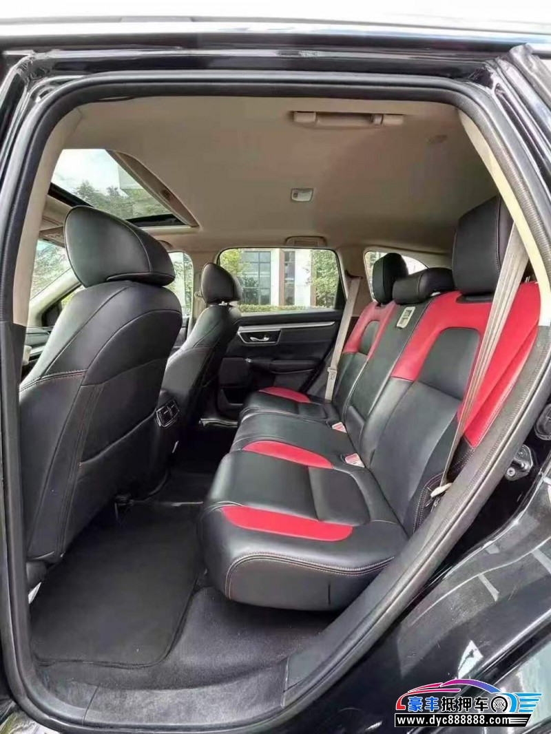 18年本田CR-V轿车抵押车出售