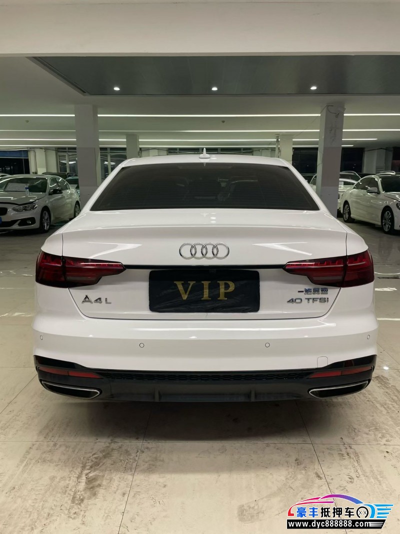 23年奥迪A4L轿车抵押车出售