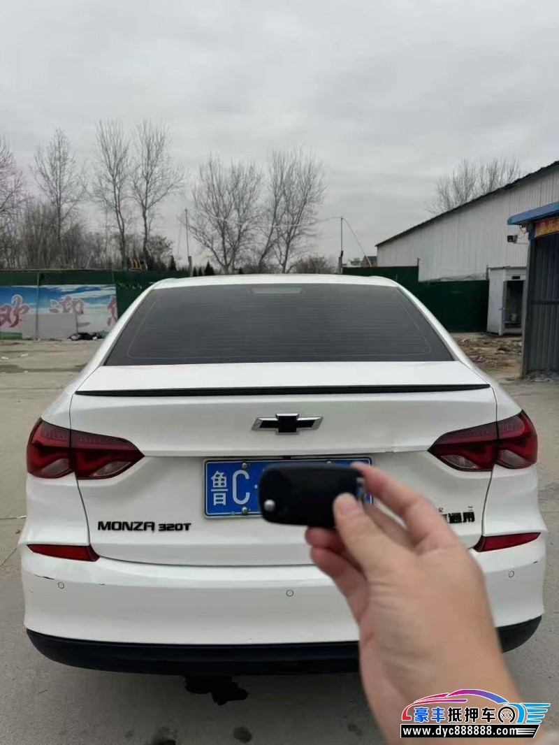 20年雪佛兰科鲁泽轿车抵押车出售