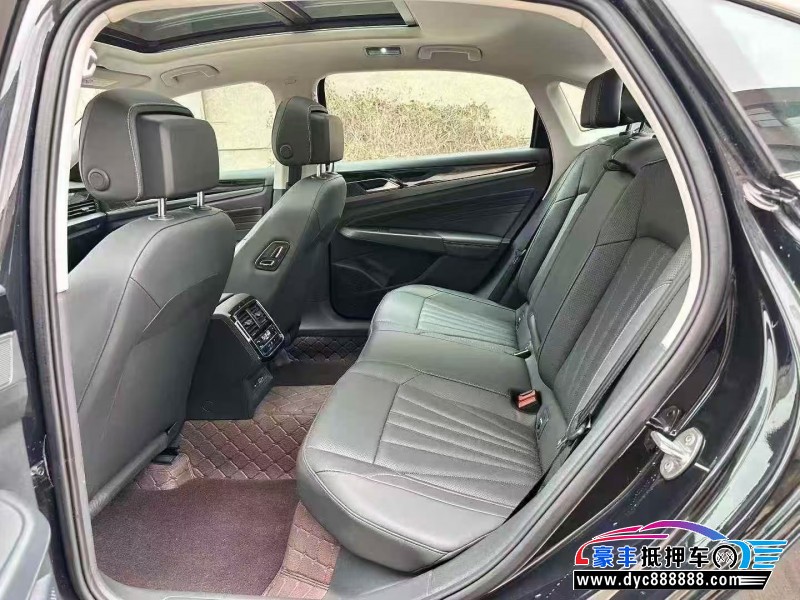 25年大众帕萨特轿车抵押车出售