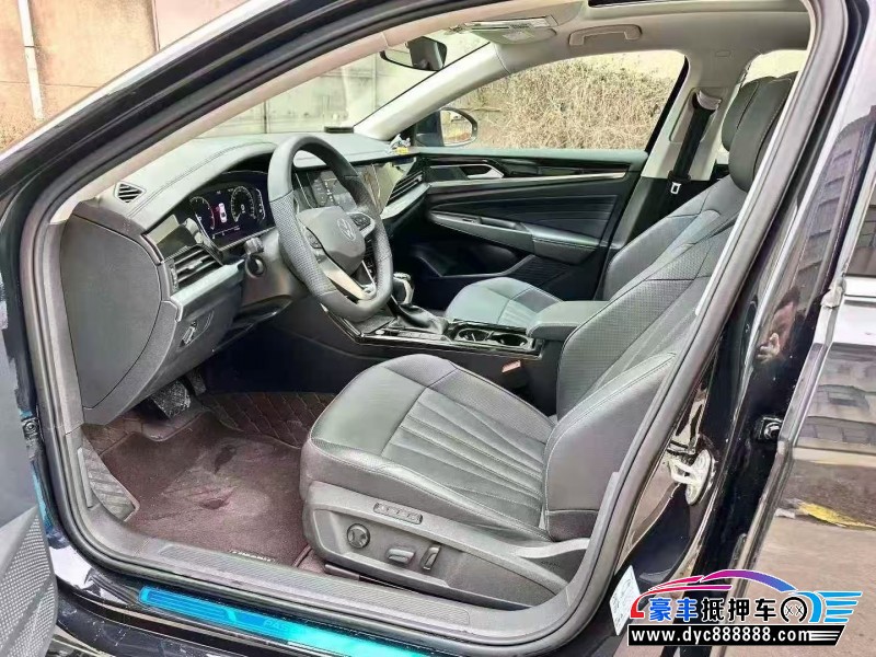 25年大众帕萨特轿车抵押车出售