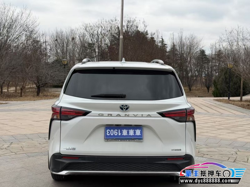 24年丰田格瑞维亚轿车抵押车出售