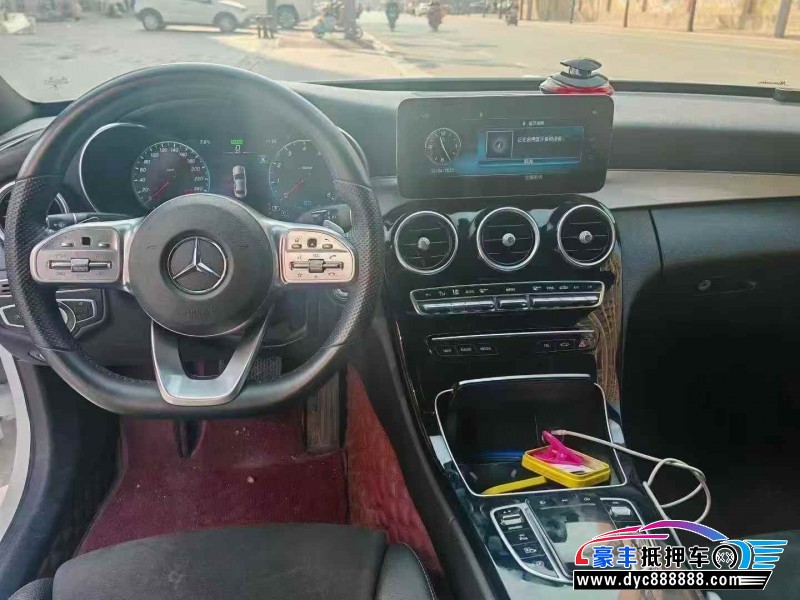 20年奔驰C轿车抵押车出售