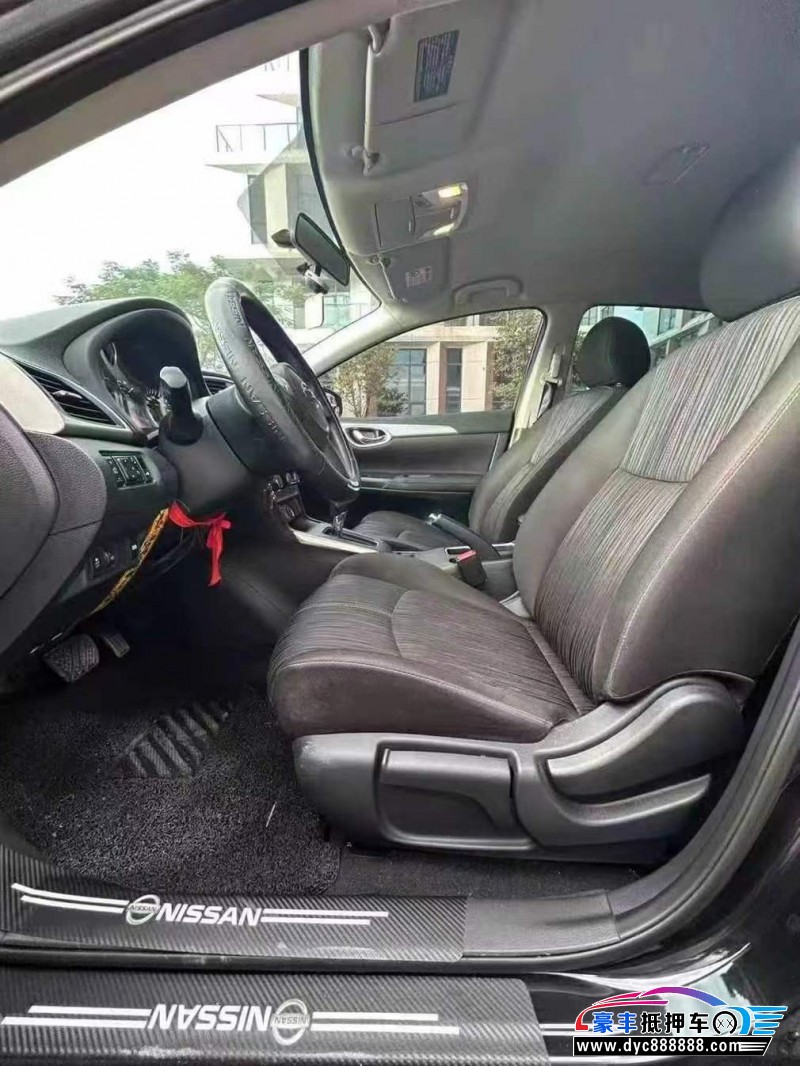 19年日产轩逸轿车抵押车出售