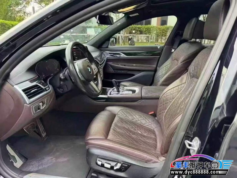 19年宝马7系轿车抵押车出售