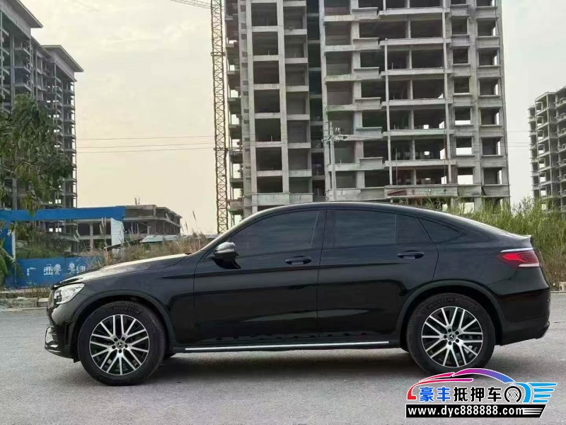 23年奔驰GLCSUV抵押车出售