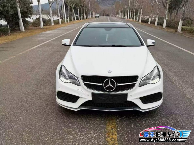 16年奔驰E轿车抵押车出售