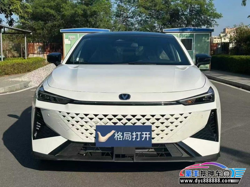 25年长安长安UNI轿车抵押车出售