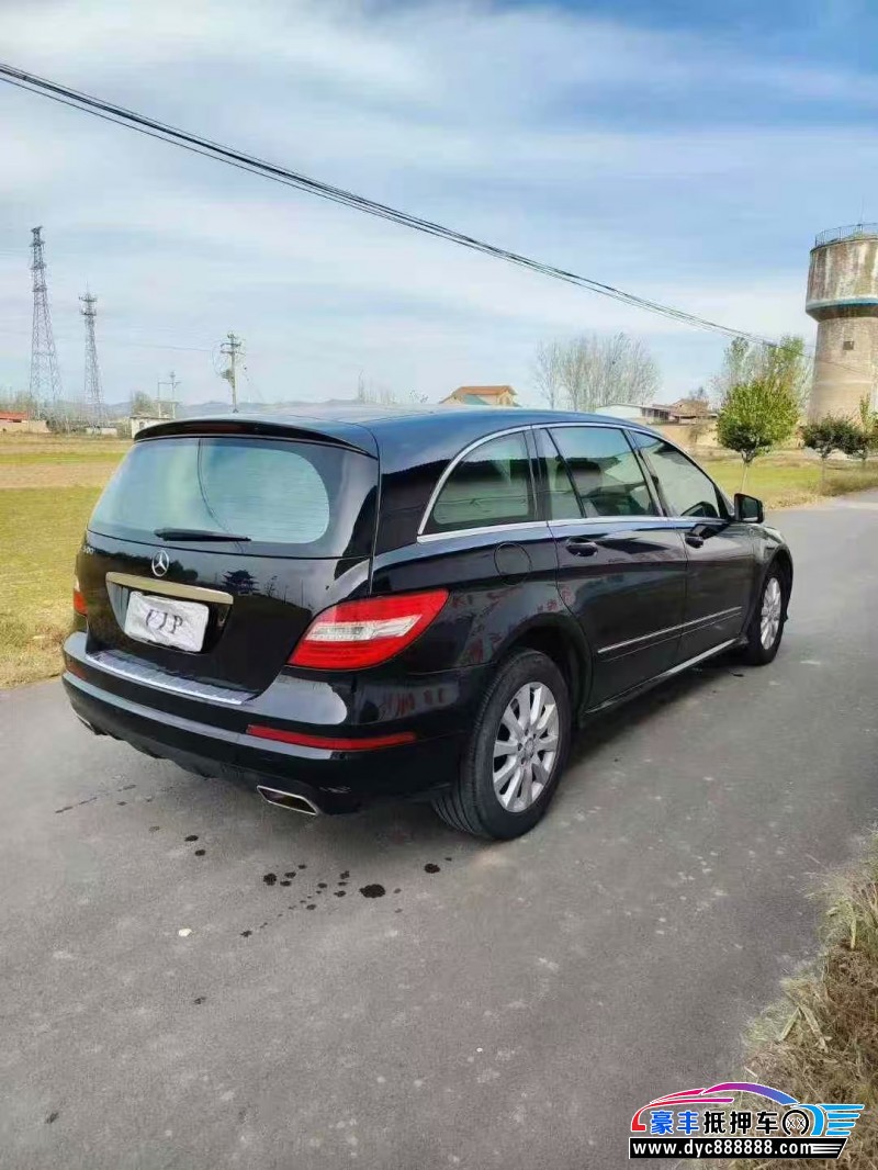 12年奔驰R轿车抵押车出售