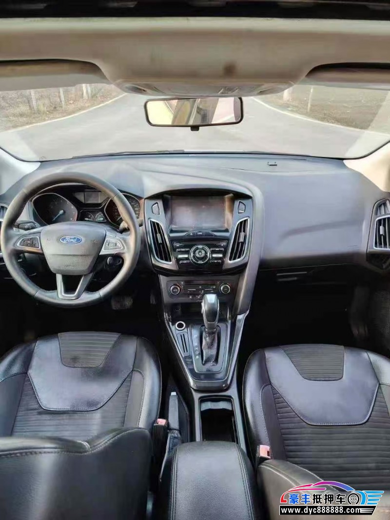 16年福特福克斯轿车抵押车出售