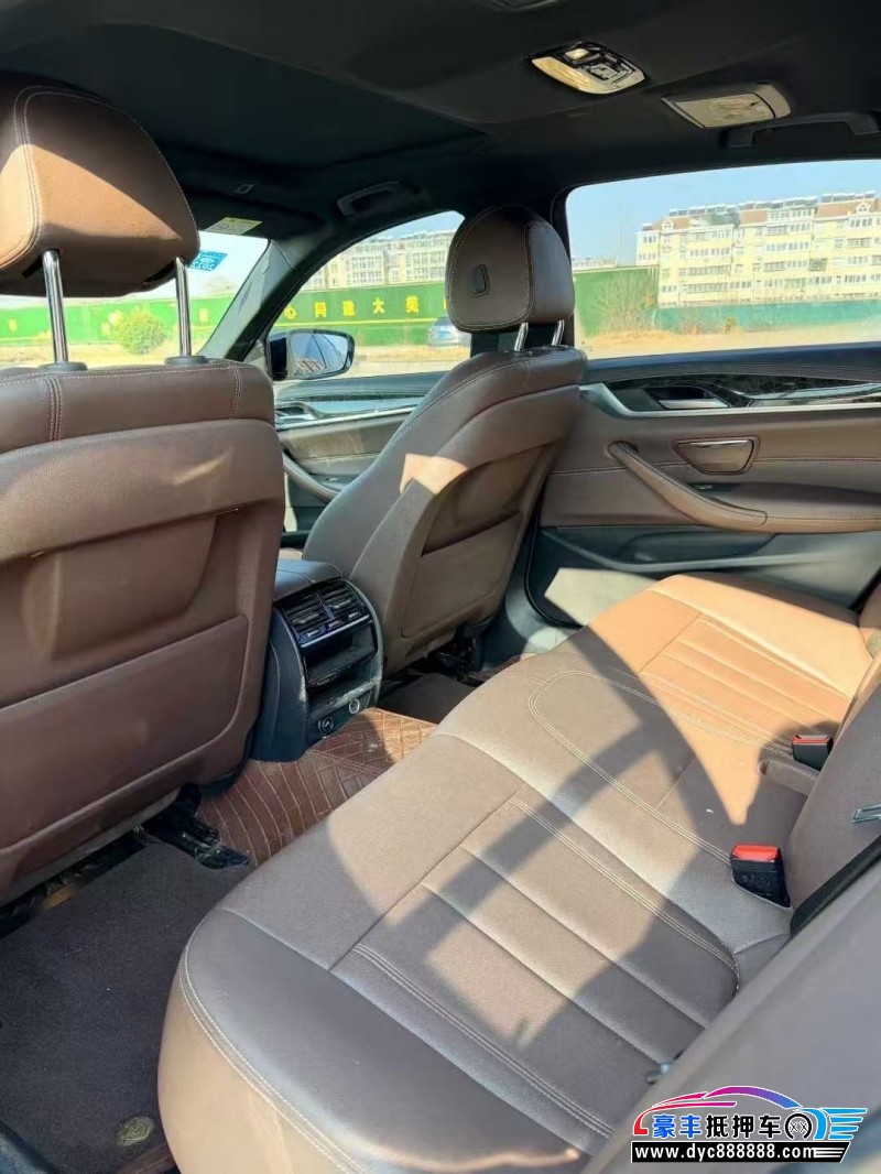 18年宝马5系轿车抵押车出售