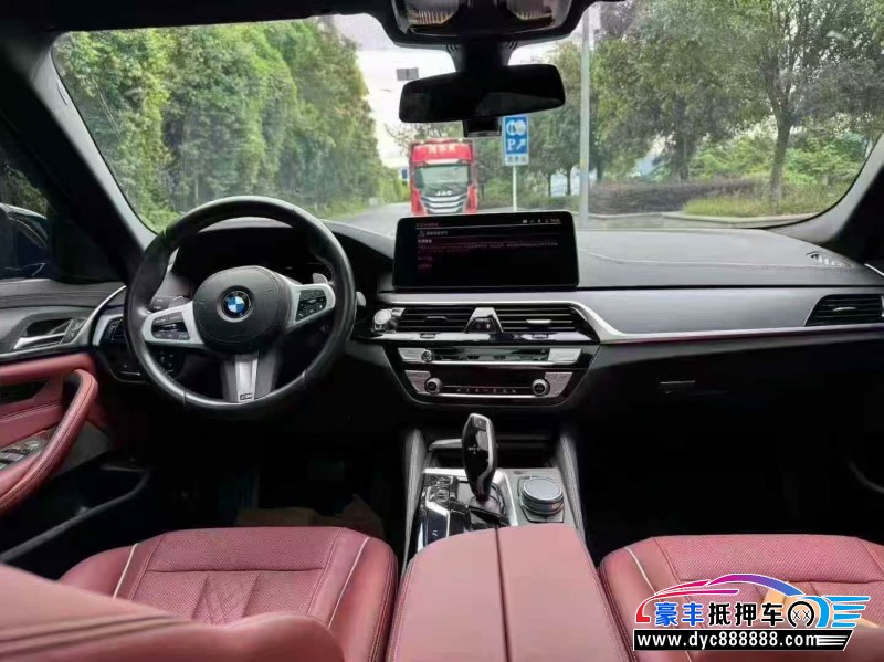 22年宝马5系轿车抵押车出售