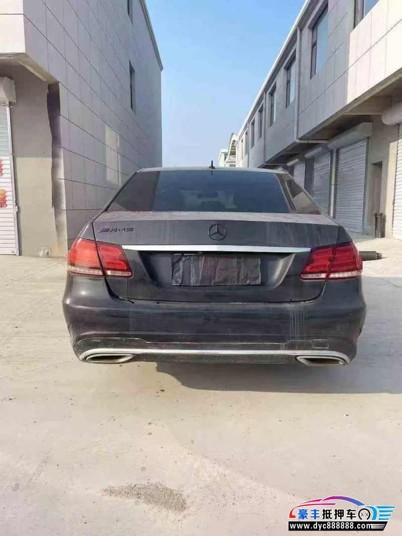 14年奔驰E轿车抵押车出售