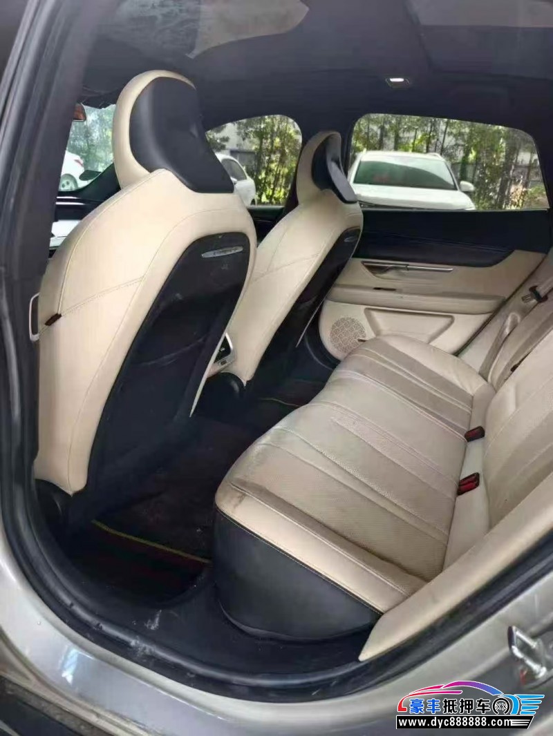 21年小鹏汽车P7轿车抵押车出售