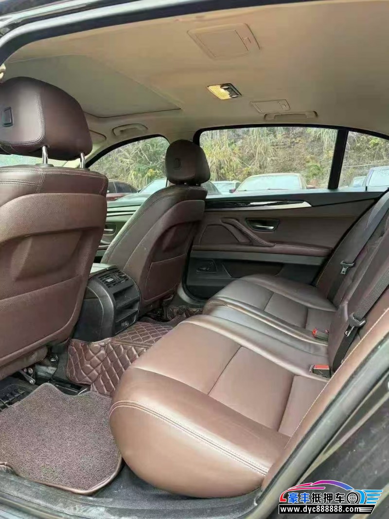 17年宝马5系轿车抵押车出售