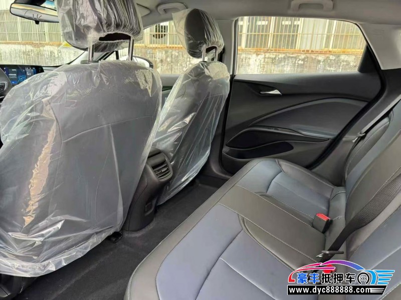 24年别克微蓝轿车抵押车出售