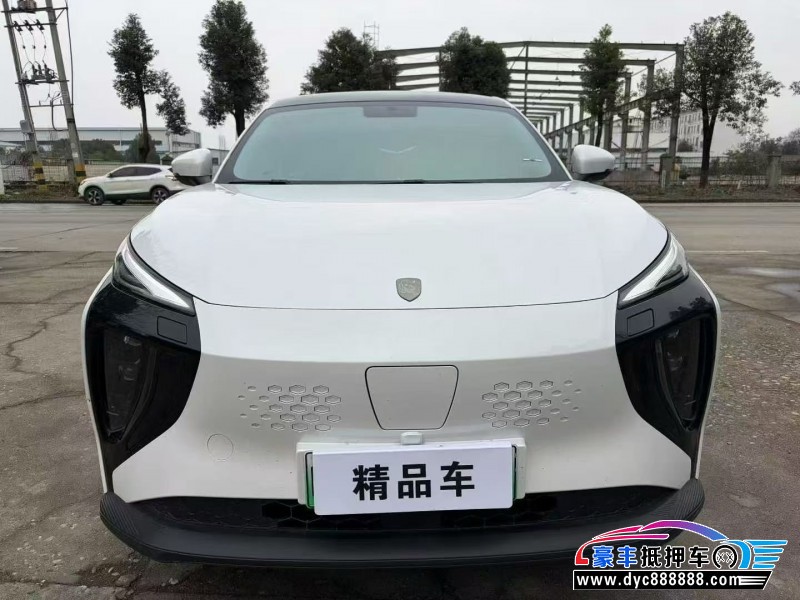 24年东风雷霆轿车抵押车出售