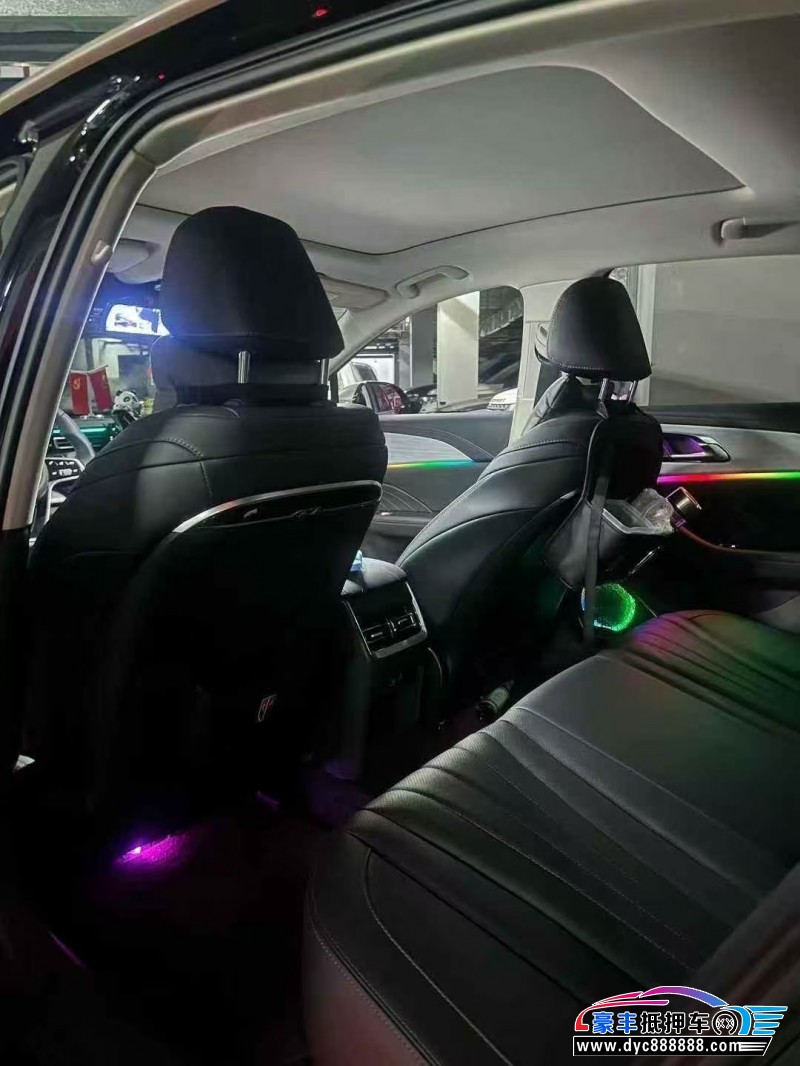 25年红旗H5轿车抵押车出售