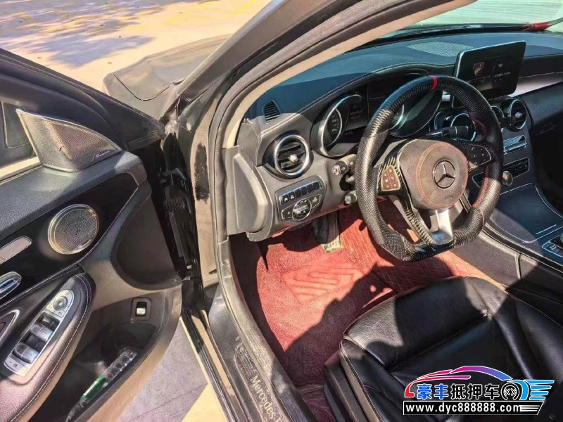 14年奔驰C轿车抵押车出售