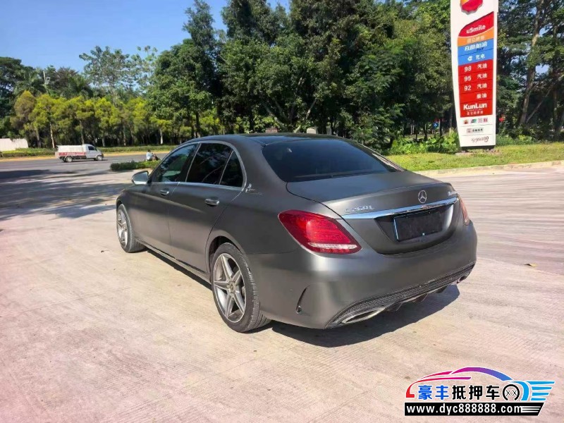 14年奔驰C轿车抵押车出售