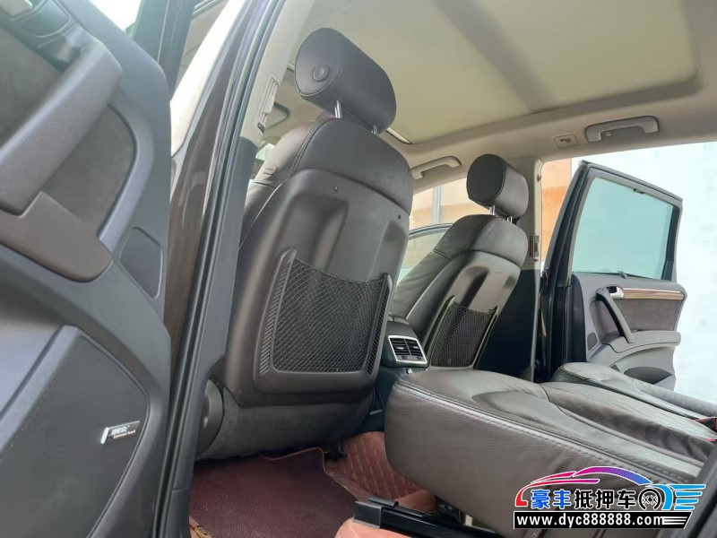 14年奥迪Q7轿车抵押车出售