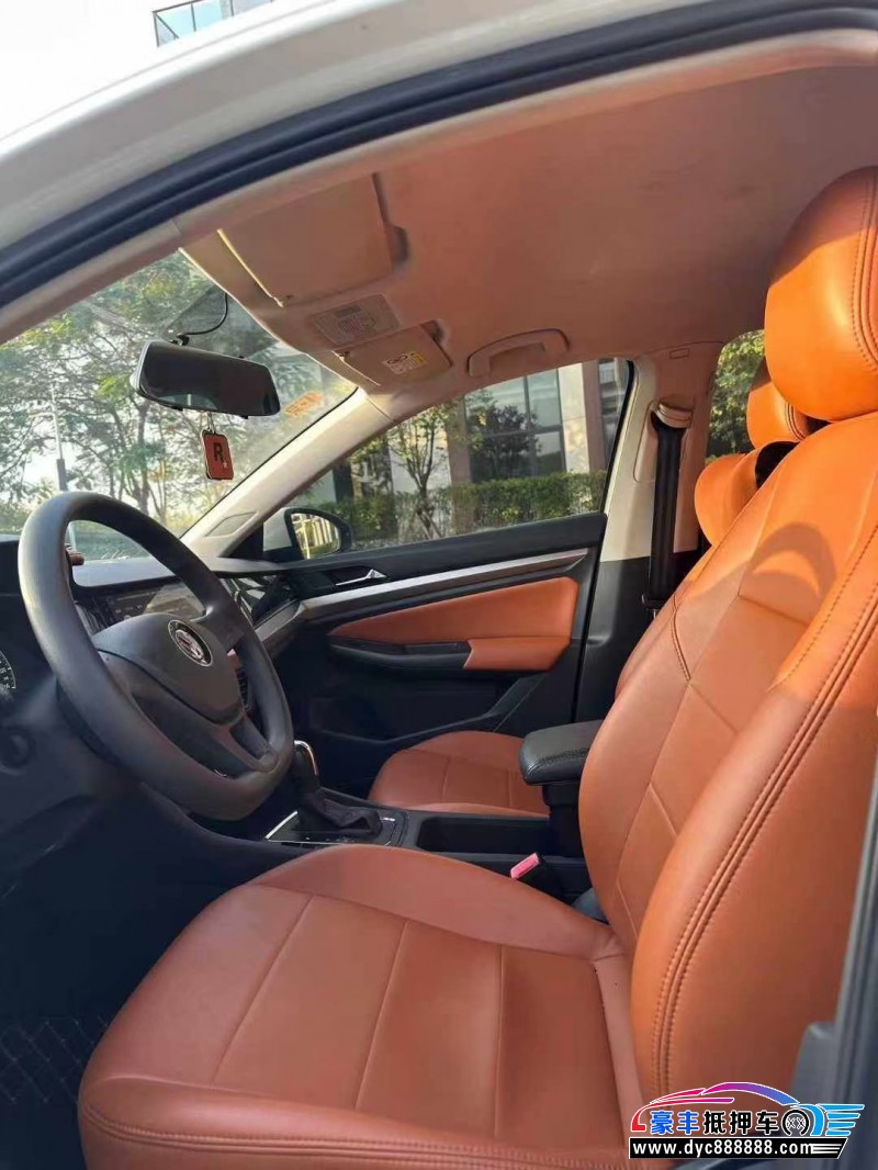 19年大众宝来轿车抵押车出售