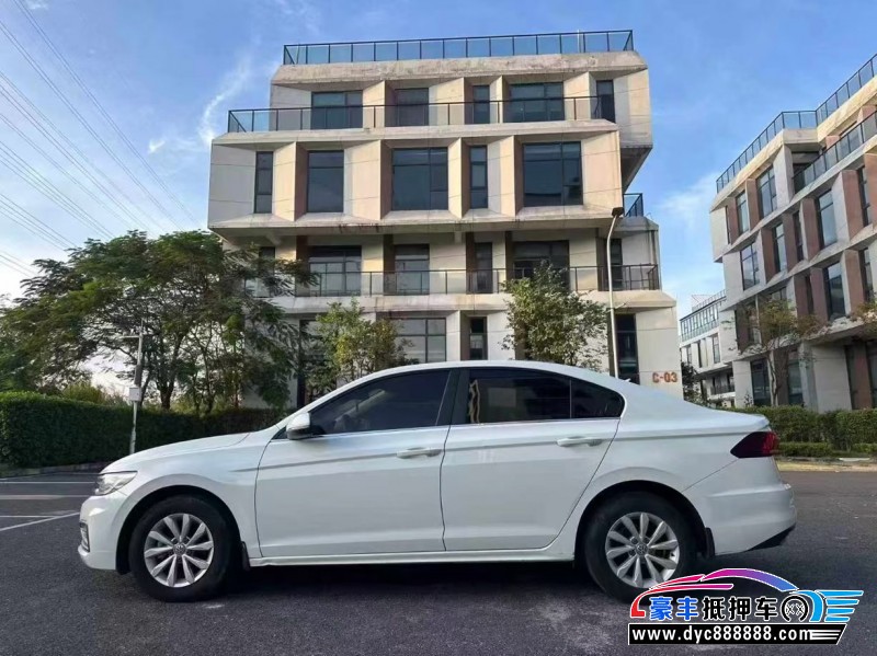 19年大众宝来轿车抵押车出售