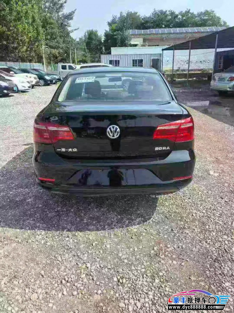 14年大众宝来轿车抵押车出售