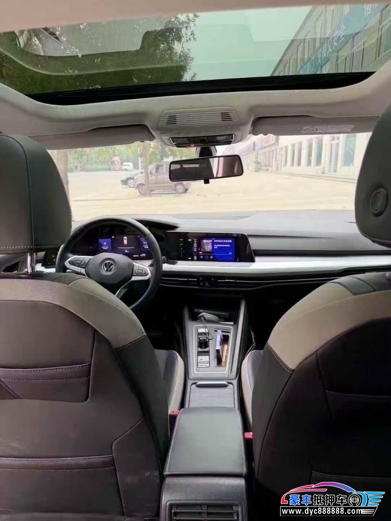 21年大众高尔夫轿车抵押车出售