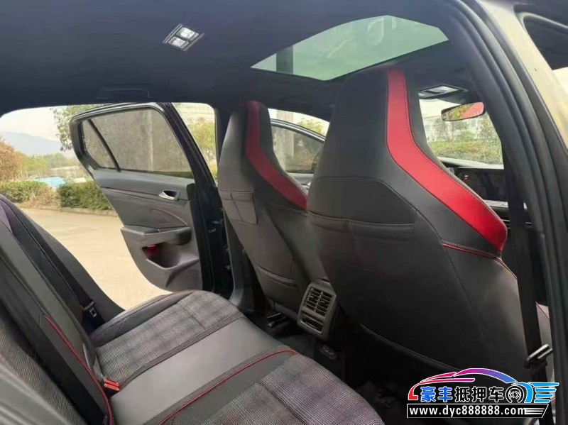 23年大众高尔夫轿车抵押车出售