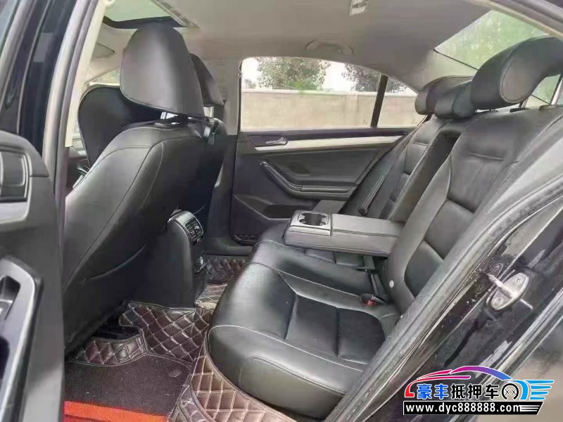 19年大众速腾轿车抵押车出售