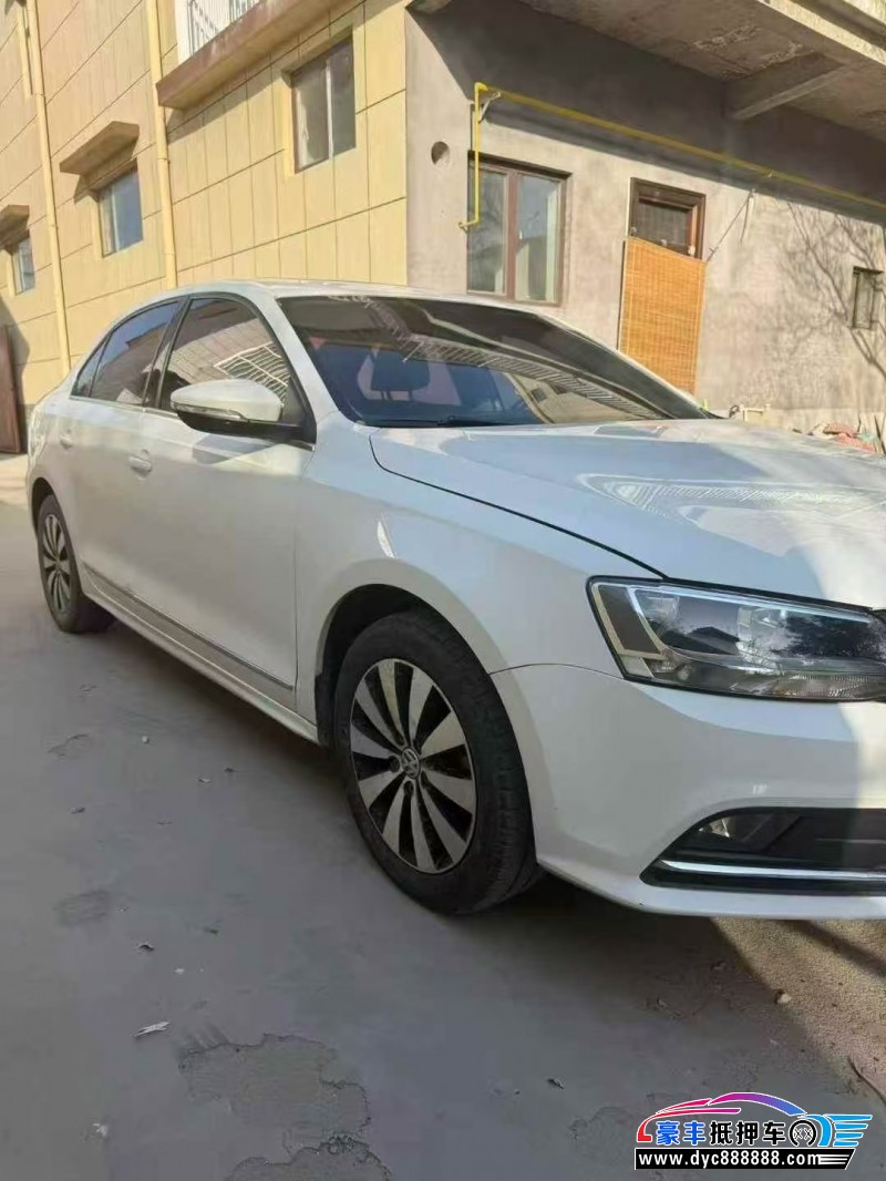 18年大众速腾轿车抵押车出售