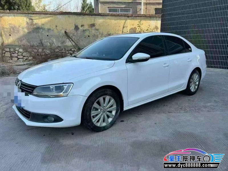 14年大众速腾轿车抵押车出售