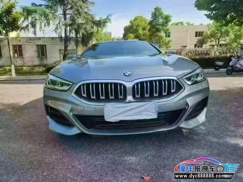 24年宝马8系轿车抵押车出售