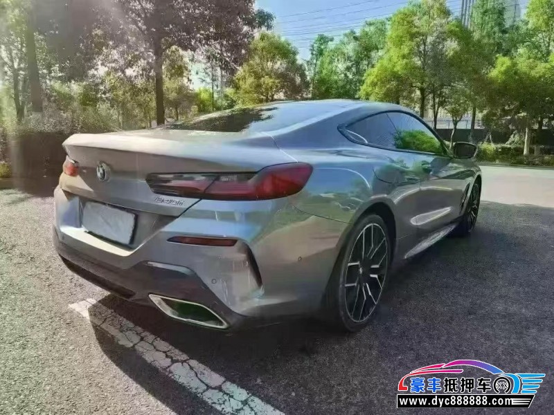 24年宝马8系轿车抵押车出售