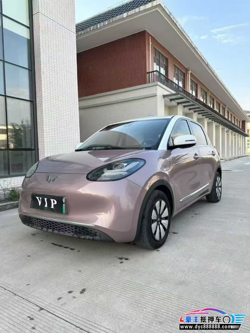 23年五菱缤果轿车抵押车出售