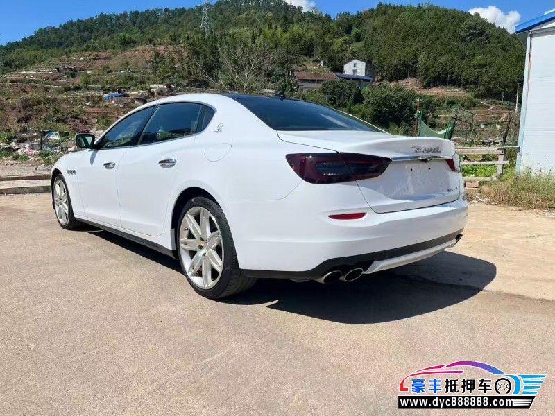 15年玛莎拉蒂总裁轿车抵押车出售