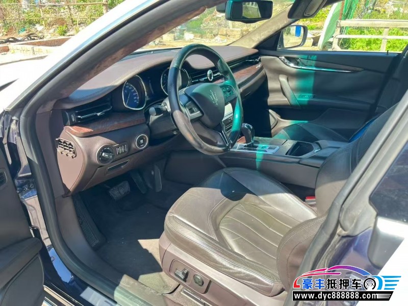 15年玛莎拉蒂总裁轿车抵押车出售