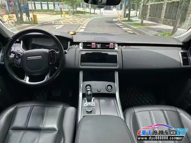 21年路虎揽胜运动轿车抵押车出售