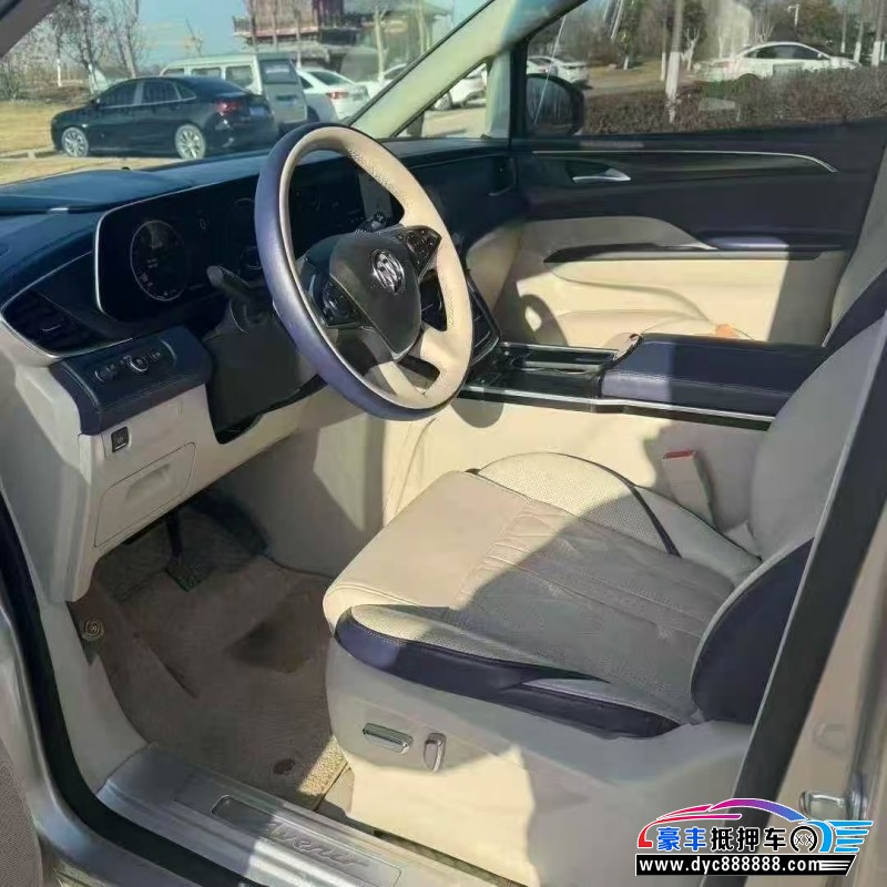 22年别克GL8轿车抵押车出售