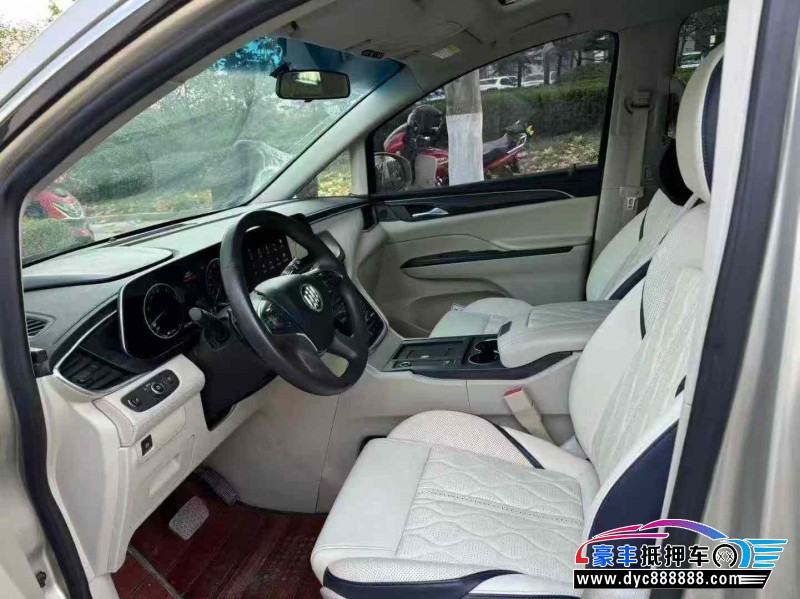 20年别克GL8MPV抵押车出售