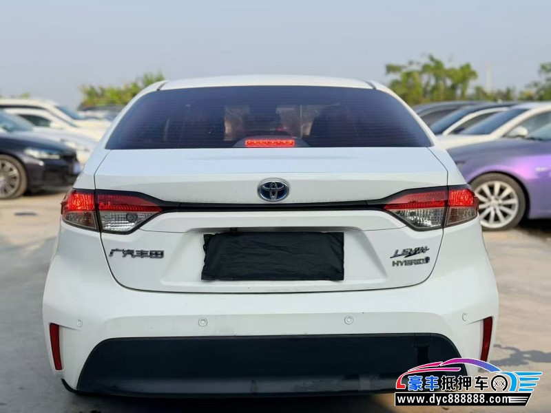 23年丰田雷凌轿车抵押车出售