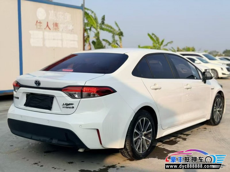 23年丰田雷凌轿车抵押车出售