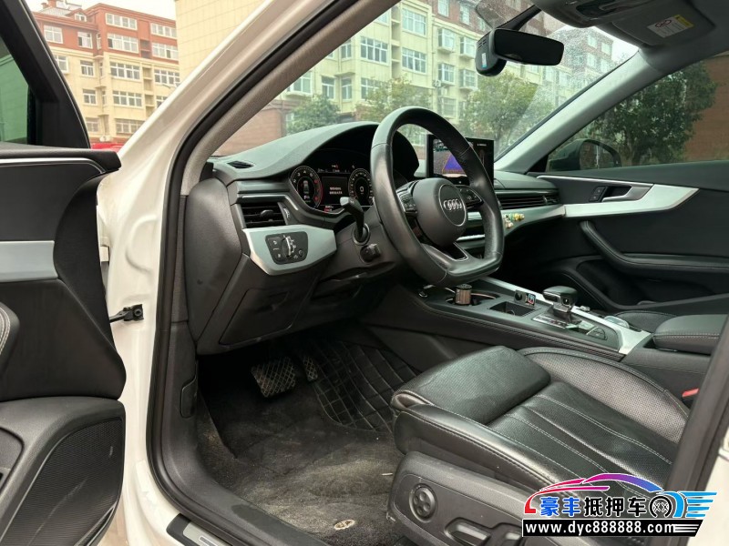 23年奥迪A4L轿车抵押车出售