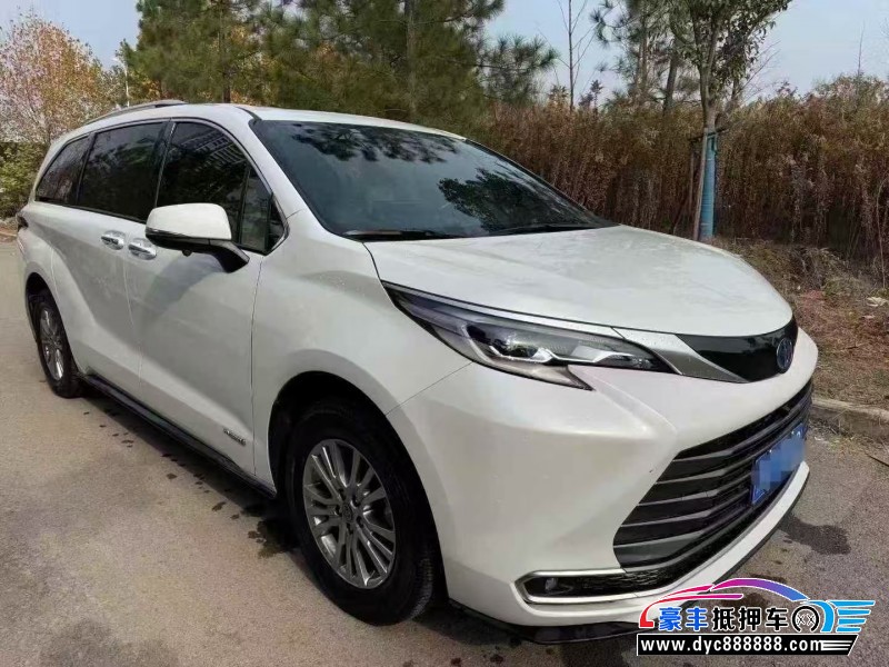 22年丰田塞纳轿车抵押车出售