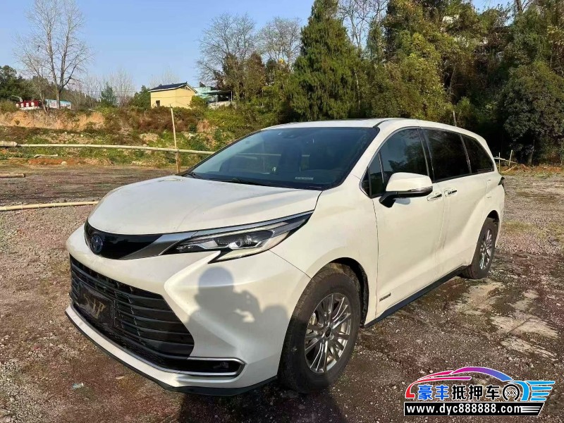 22年丰田塞纳轿车抵押车出售